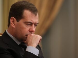 дмитрий медведев